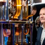 How AI is Driving the Integration of HR and IT Departments in Companies